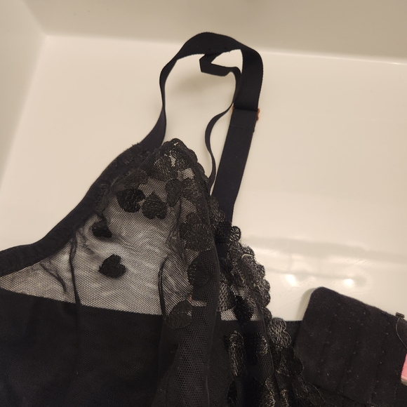 Love Vera Embroidered Heart Unlined Plunge Bra Onyx Black Curvy - Picture 4 of 9
